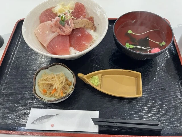 塩釜海の駅（しおがまうみのえき） - 東塩釜（海鮮）の写真