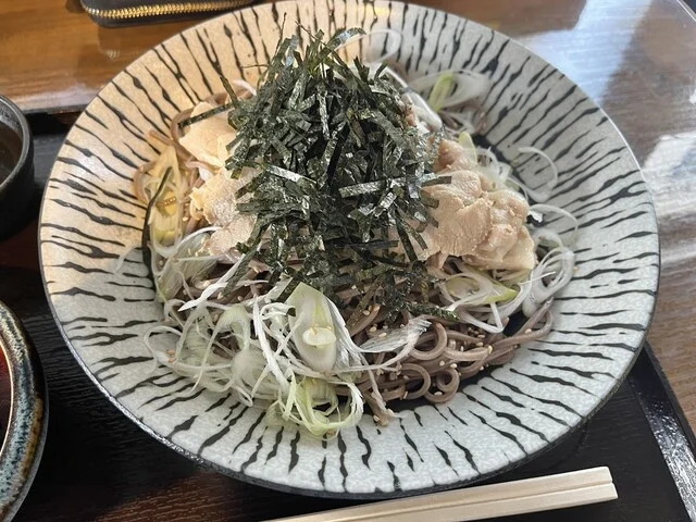 めし処 萩ノ宮 - 卸町（そば）の写真