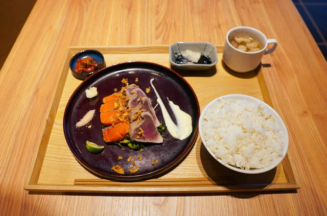 WARAYAKI bistro W - 仙台（ダイニングバー）の写真