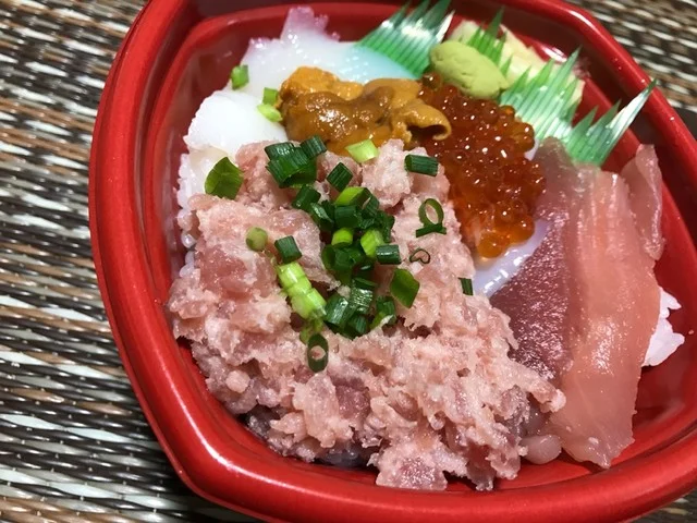 まる文 丼丸 吉岡店 - 大和町その他（海鮮丼）の写真