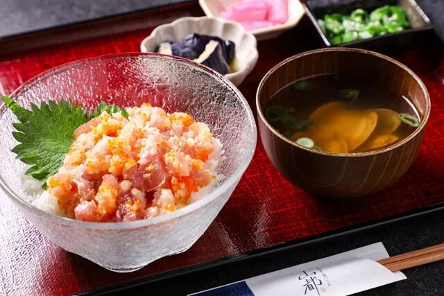 うなぎと竈いくら 山都 - 東塩釜（うなぎ）の写真