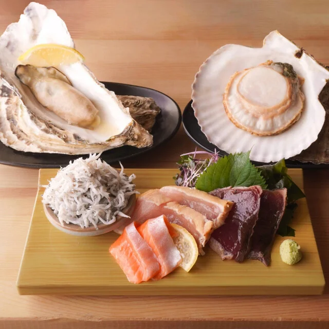 牡蠣と海鮮丼 ふぃっしゃーまん亭 - 仙台空港（海鮮丼）の写真