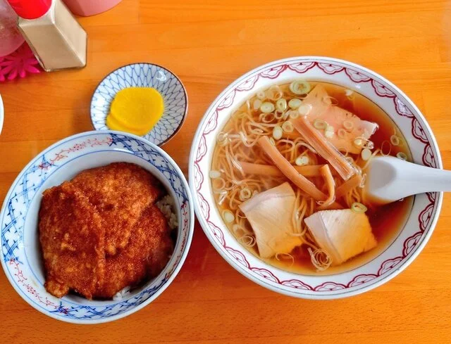 食堂赤城亭 - 石越（かつ丼）の写真