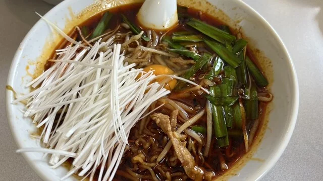 麺舞 琥珀 - 八戸（ラーメン）の写真