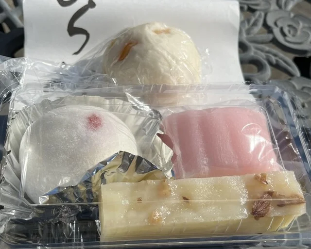 梅果堂 - 西塩釜（和菓子）の写真