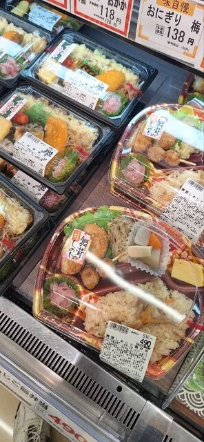 マエダストア 売市店 - 長苗代（コンビニ・スーパー）の写真