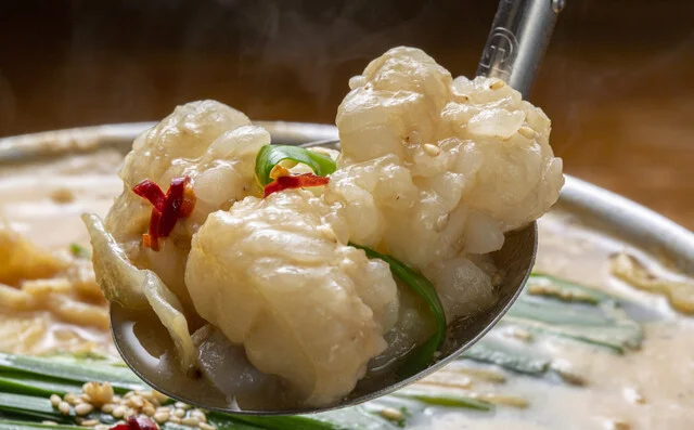 博多もつ鍋と鉄板もつ焼 たじまや 定禅寺通り店 - 勾当台公園（居酒屋）の写真