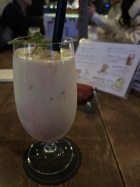 バーアンドフード 黒い月（バーアンドフードクロイツキ） - 中央弘前（バー）の写真