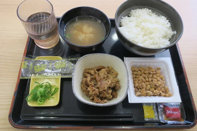 吉野家 45号線八戸類家店 - 小中野（牛丼）の写真