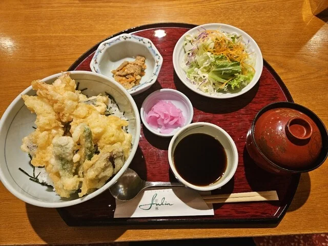 樹林 - 本八戸（レストラン）の写真