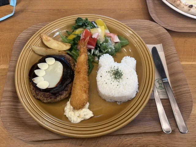 グーグーテラス（Good Gout terrace） - 八木山動物公園（ピザ）の写真