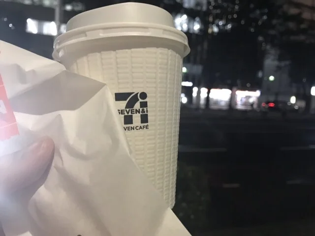 セブンイレブン 仙台榴岡3丁目店（SEVEN ELEVEN） - 宮城野通（コンビニ・スーパー）の写真