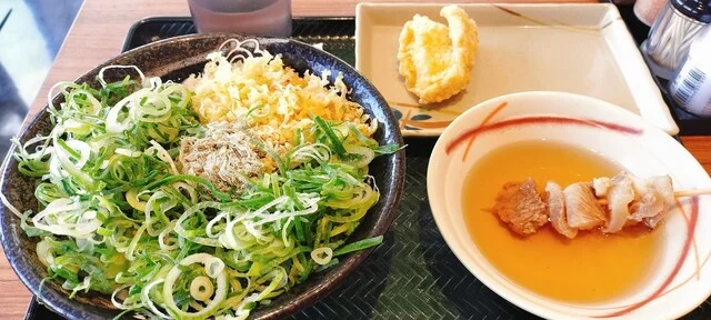 はなまるうどん&times;吉野家 十和田店 - 十和田市（うどん）の写真