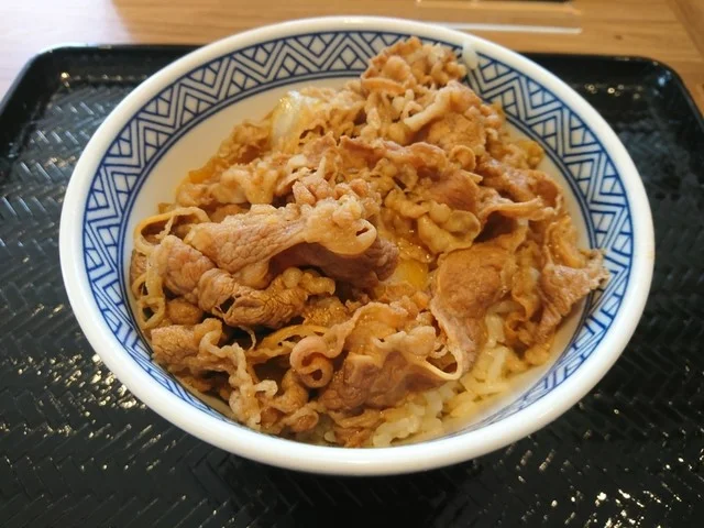 吉野家 4号線仙台山の寺店 - 泉中央（牛丼）の写真