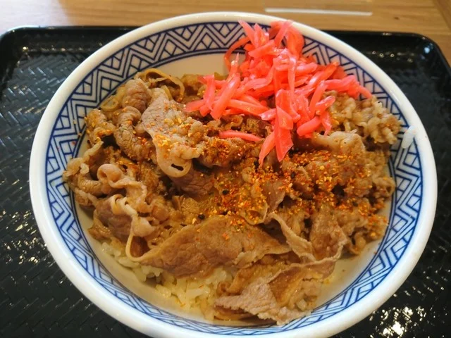 吉野家 4号線仙台山の寺店 - 泉中央（牛丼）の写真