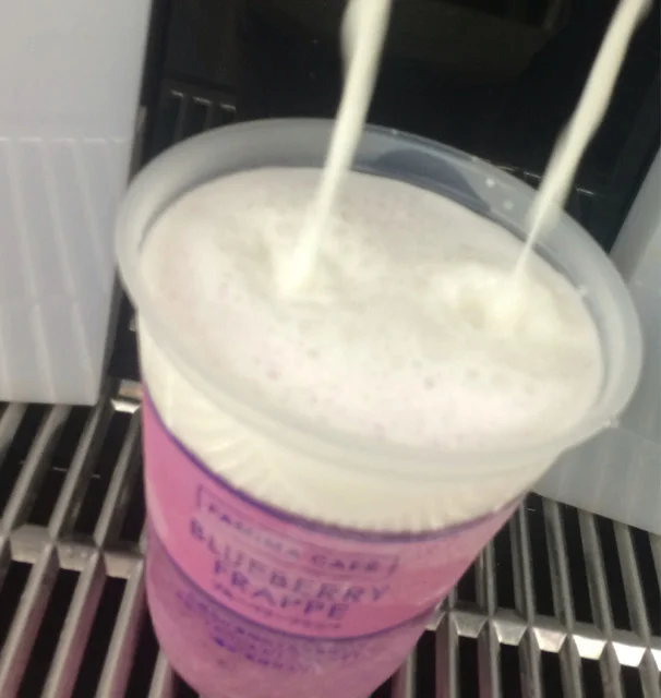 ファミリーマート 白石駅前店（FamilyMart） - 白石（コンビニ・スーパー）の写真