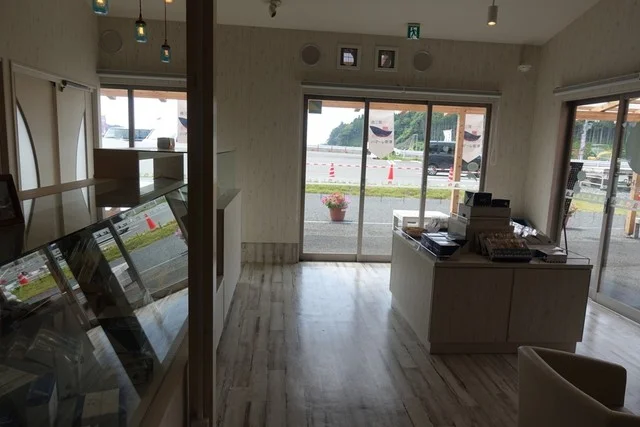 丸荒 直営店（【旧店名】マルアラ 及川商店） - 歌津（海鮮丼）の写真