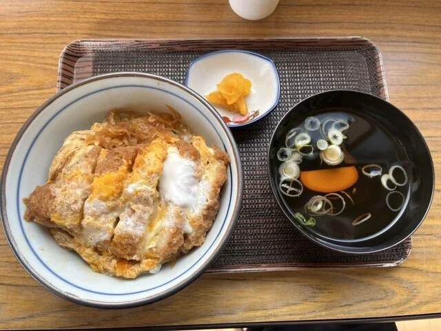 みさきチェーン 東松島店 - 鹿妻（立ち食いそば）の写真