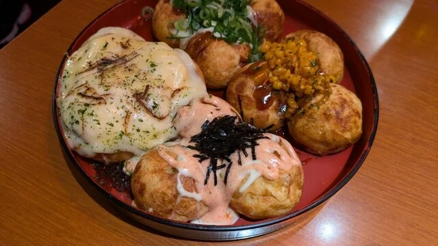 タコとハイボール 名掛丁店 - あおば通（たこ焼き）の写真