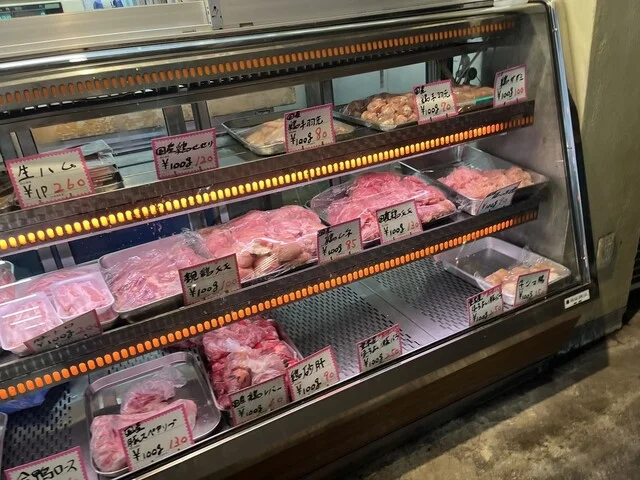 尾形精肉店 - あおば通（惣菜・デリ）の写真