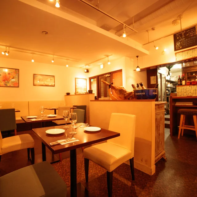 バル レストラン モデルノ（BAR RESTAURANTE MODERNO） - 広瀬通（スペイン料理）の写真