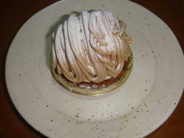 マッフェン ヨークベニマル南吉成店 - 葛岡（ケーキ）の写真