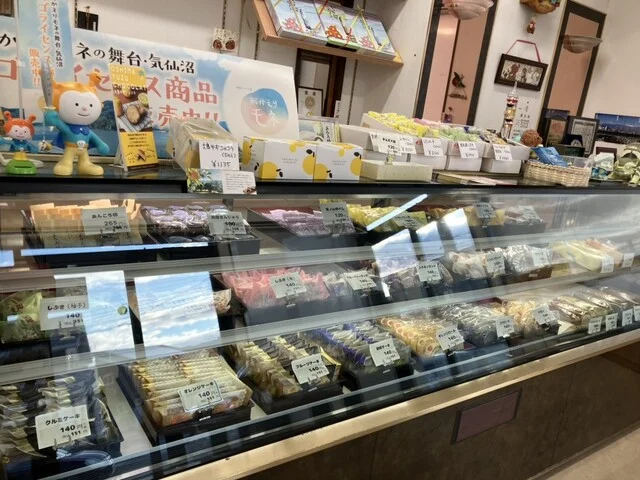 たかはし製菓 - 陸前階上（ケーキ）の写真