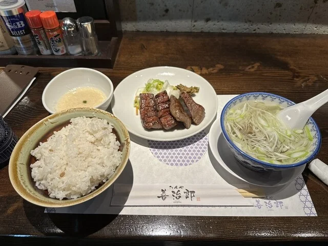 牛タン焼肉善治郎 多賀城駅店 - 多賀城（焼肉）の写真