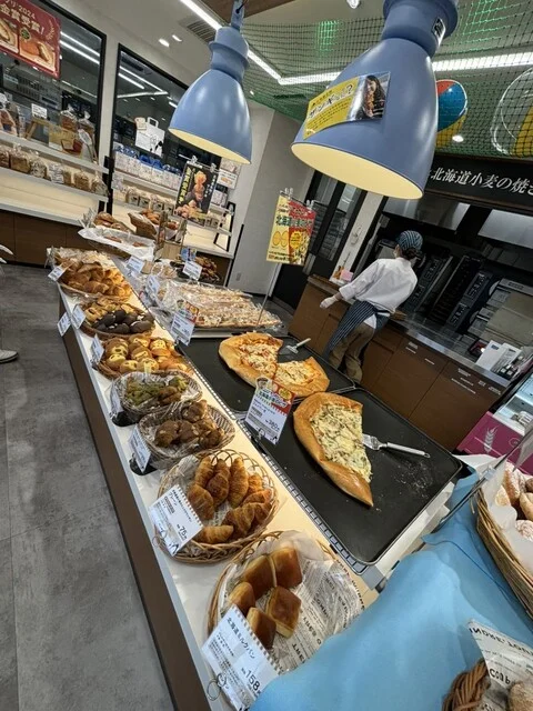 ペンギンベーカリー 弘前城東店 - 運動公園前（パン）の写真