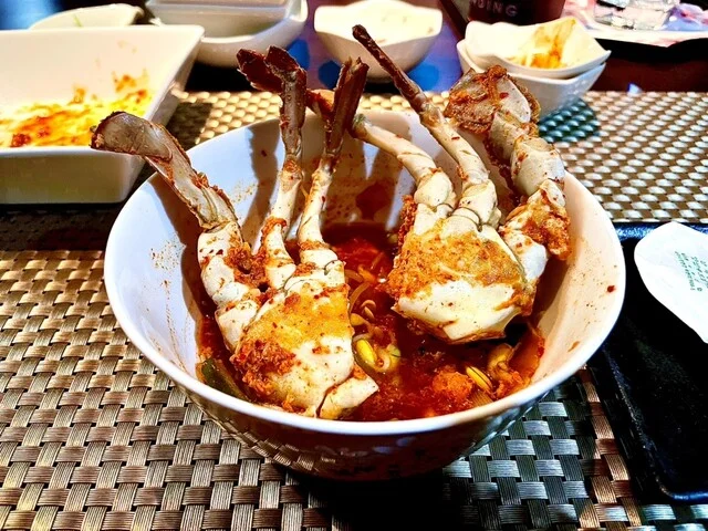 Dining Bar Hirari（ダイニングバー ヒラリ） - 勾当台公園（ダイニングバー）の写真