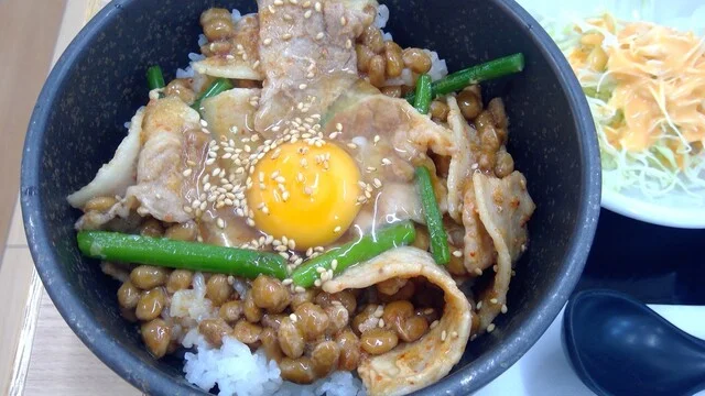 鶴巣パーキングエリア（上り線） スナックコーナー - 泉中央（麺類）の写真