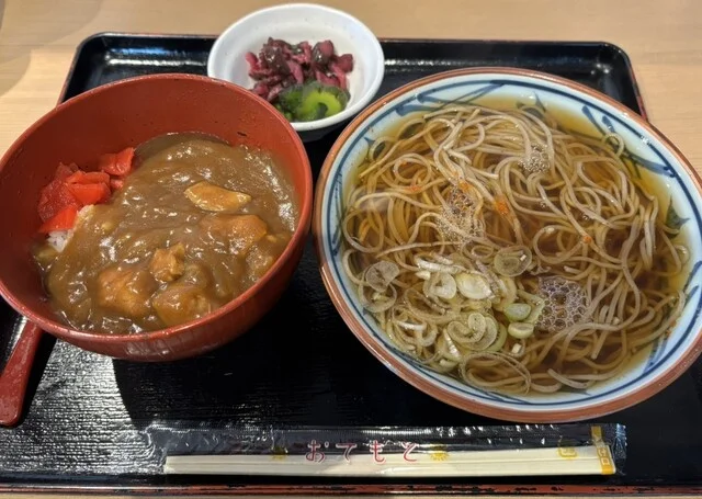そばの神田 町前屋 松森店 - 黒松（そば）の写真