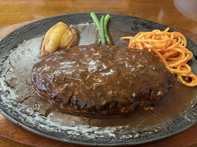 ハンバーグ支倉 泉崎 - 富沢（ハンバーグ）の写真