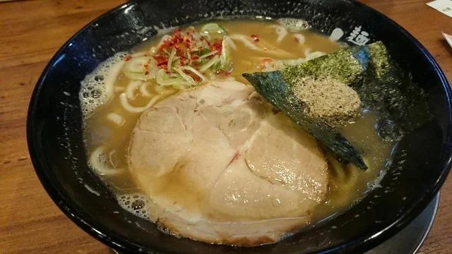 麺房 十兵衛 青森店 - 筒井（ラーメン）の写真
