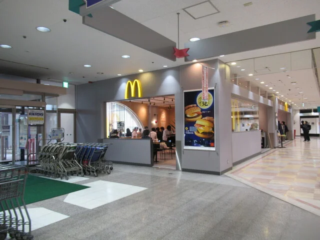 マクドナルド 青森サンロード店 - 筒井（ハンバーガー）の写真