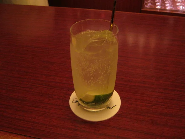 BAR 52nd （Ｆｉｆｔｙ Ｓｅｃｏｎｄ Ｂａｒ） - 本八戸（バー）の写真