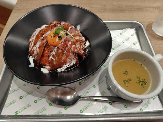 チャーリーズ（CHARLIES【旧店名】チャーリーズ フライドチキン&バーガー） - 新利府（焼き鳥）の写真