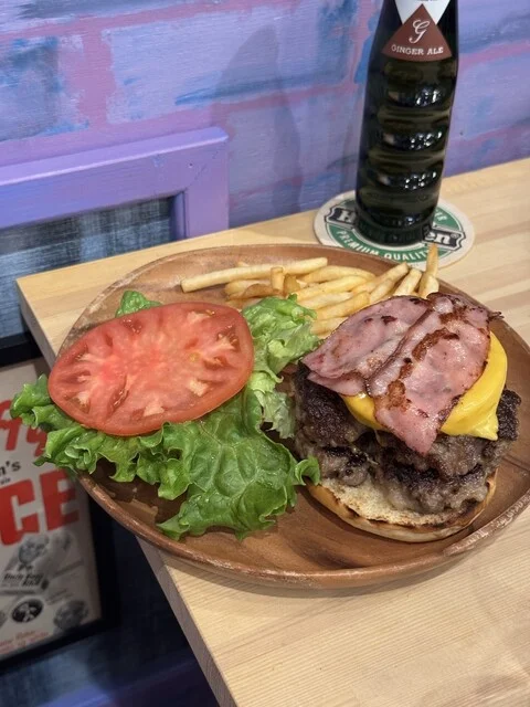 John Bradley cafe （ジョン ブラッドリー カフェ） - 船岡（ハンバーガー）の写真