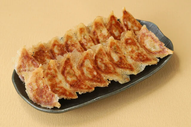 餃子歩兵 仙台一番町店 - 勾当台公園（餃子）の写真