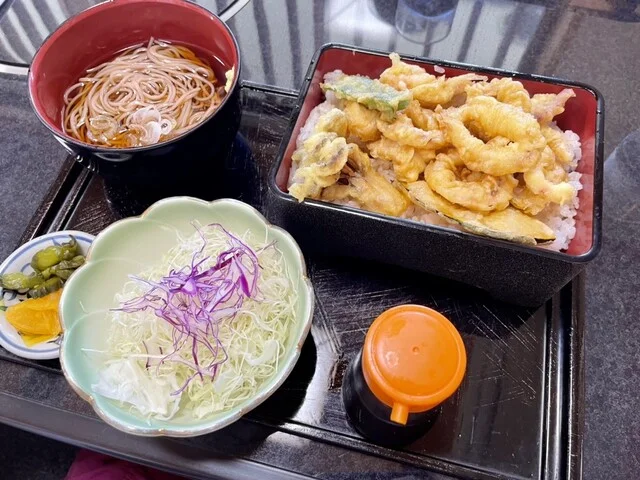 龍亭 - 撫牛子（うどん）の写真