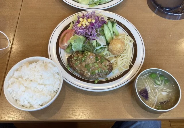 星さん家のハンバーグ - 館腰（ハンバーグ）の写真