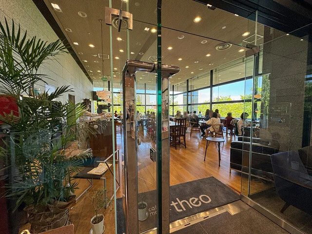 cafe mozart theo（モーツァルト テオ） - 国際センター（カフェ）の写真