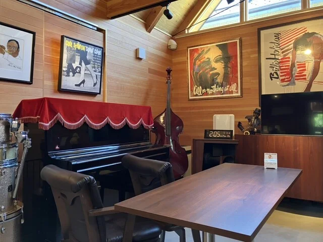 PARAGONIAN（Jazz Cover Art Gallery, Jazz Listening Cafe and Jazz Wine Bar PARAGONIAN） - 多賀城（喫茶店）の写真