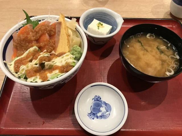 築地食堂 源ちゃん 五所川原ELM店 - 五所川原（海鮮）の写真