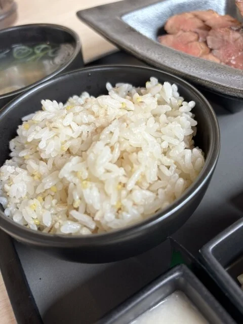 陣中 牛タンスタンド 閖上店 - 美田園（弁当）の写真