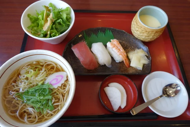 和風レストランまるまつ 中野店 - 中野栄（ファミレス）の写真