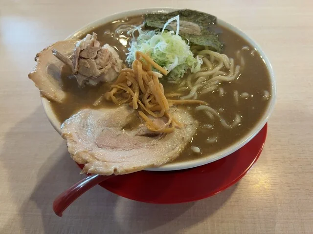 一休 - 筒井（ラーメン）の写真