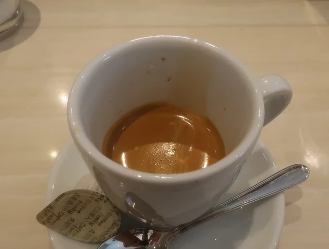 コーヒーカラーズ 青森新町八甲通り店（COFFEE COLORS） - 青森（カフェ）の写真