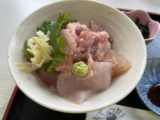 塩釜海の駅（しおがまうみのえき） - 東塩釜（海鮮）の写真