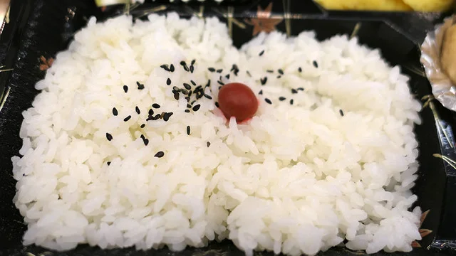 よしなりスリースポット - 八戸（弁当）の写真